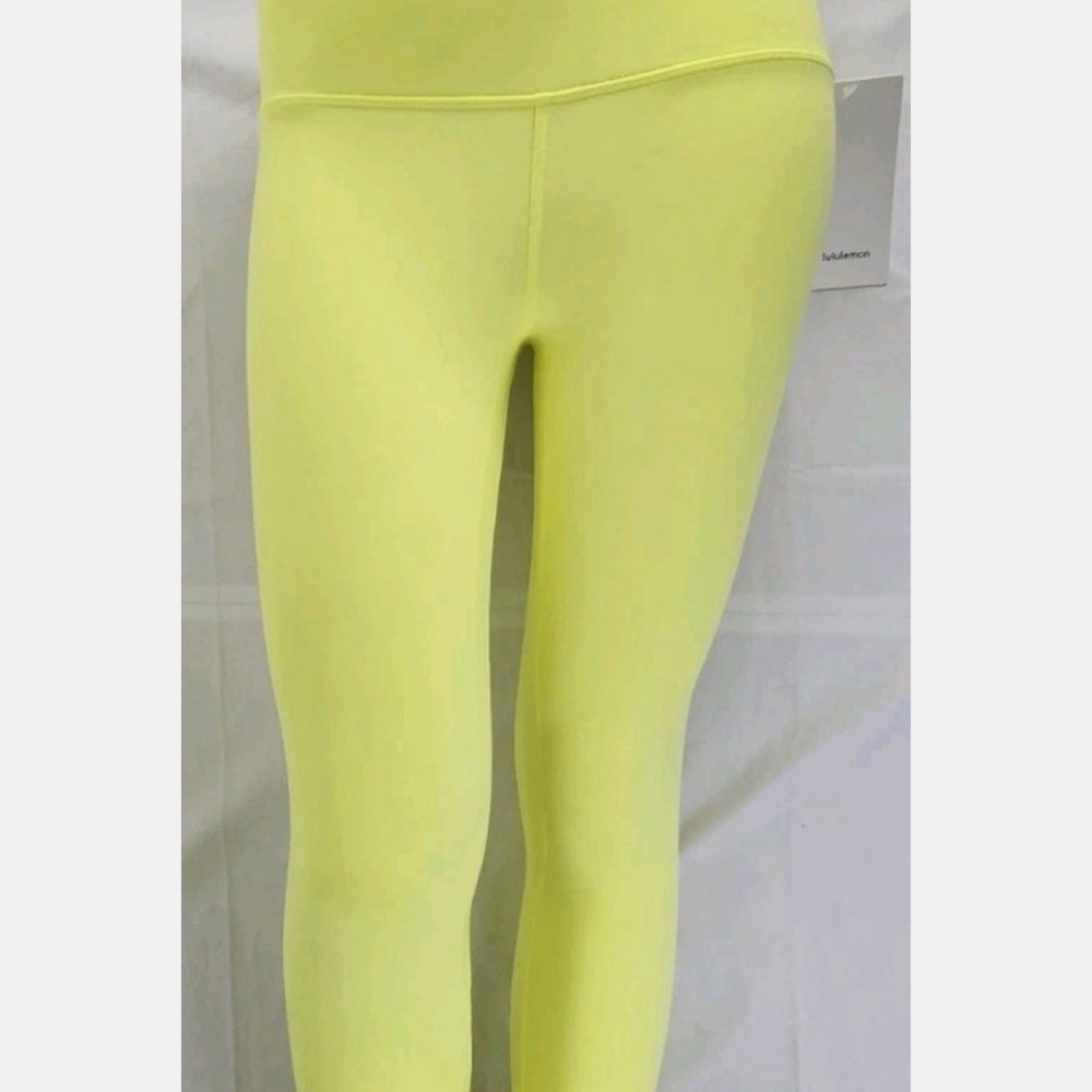 LuluLemon Align 25in size 6 Neon Yellow Leggings NWT